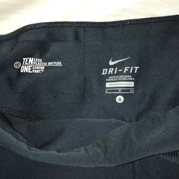 Nike high waisted leggings - Picture 2 of 3